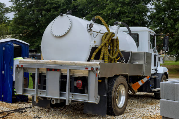 Porta potty delivery and setup in Carbon Hill, AL